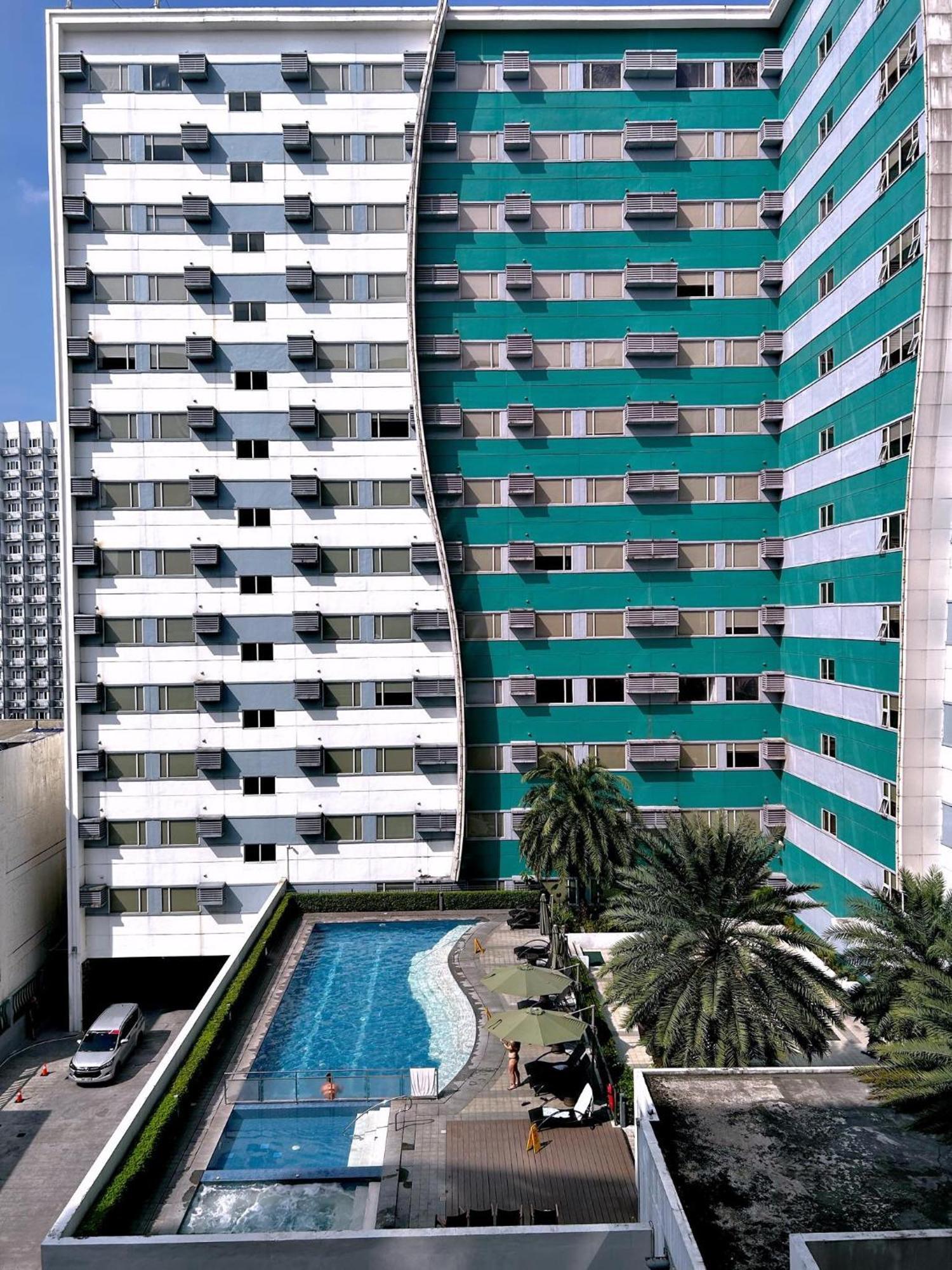Cozypura Staycation Near Moa, Airport , With Free Fast Wifi, Netflix And Pay Parking Pasay Kültér fotó